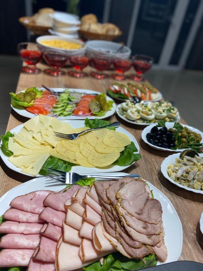فندق Zolta Walizka Gosciniec Podrzewie المظهر الخارجي الصورة